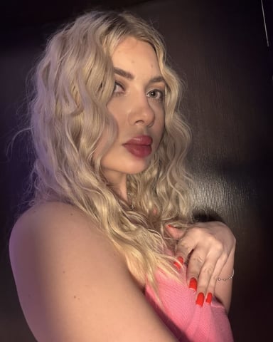 HyileyClark photo