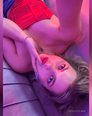 HyileyClark photo