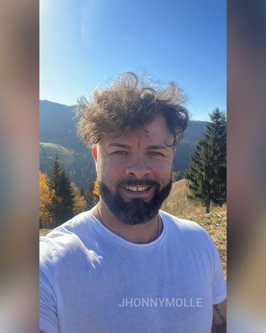 JohnnyMate Foto