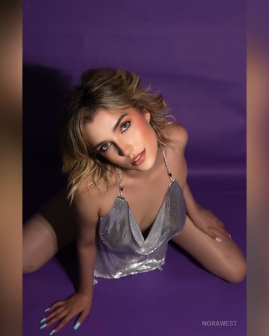 NoraWest foto