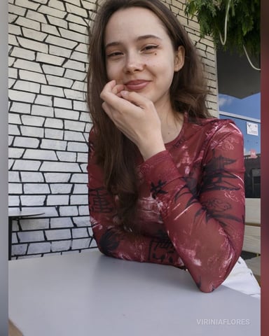 ViriniaFlores foto