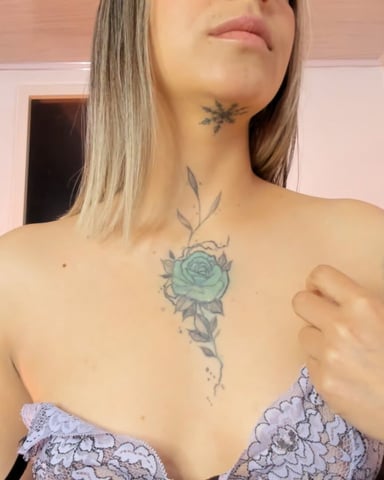 ArishaTorres foto