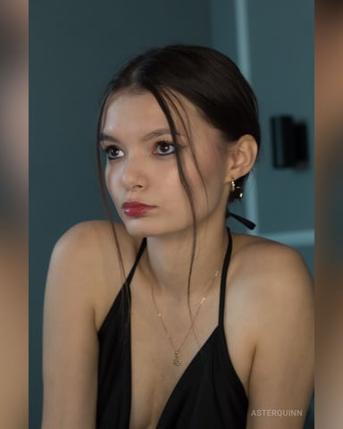 AsterQuinn foto