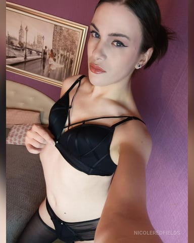 NicoleRedfields, fotografie