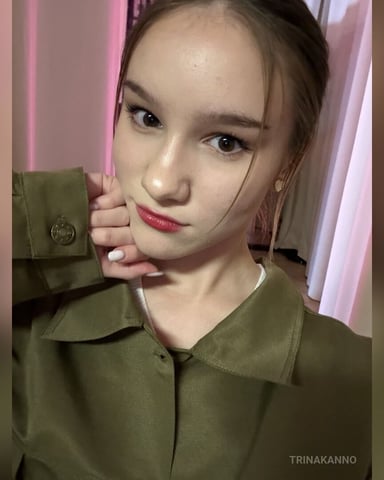 TrinaKanno Foto