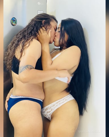 LucyAndBella foto