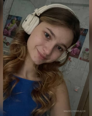 MadelynWealer foto