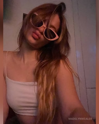 MadelynWealer foto