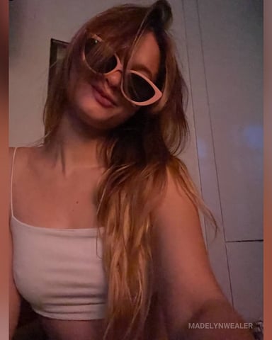 MadelynWealer foto