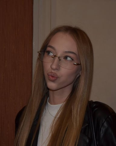 NikkiTenerovich Foto