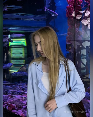 NikkiTenerovich Foto