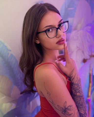 AdelinaHoney photo