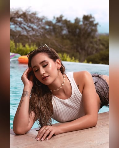 AlanaPearce foto