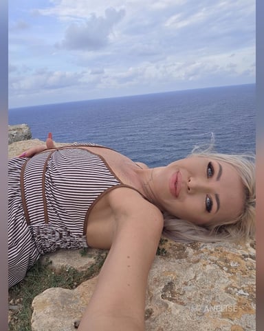 Anelise photo