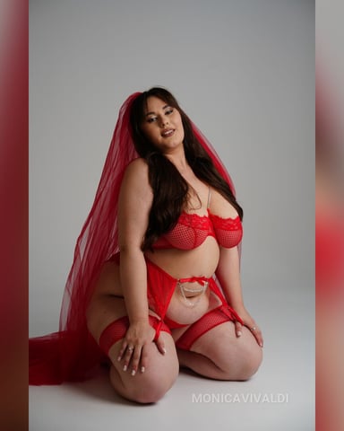 MonicaVivaldi photo