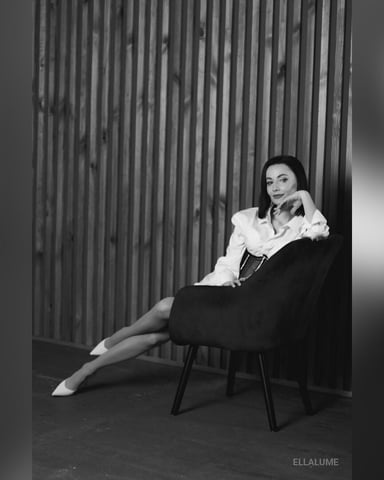 EllaLume Foto