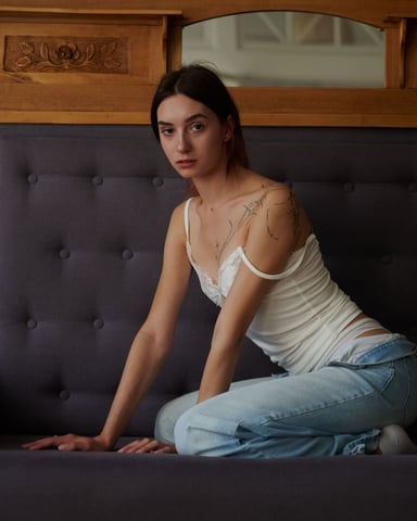 LiliBlair photo