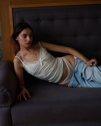 LiliBlair photo