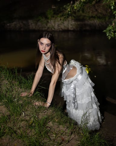LiliBlair photo