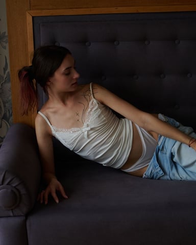 LiliBlair photo