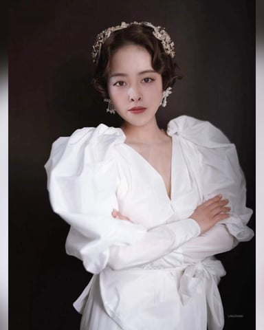 LinaZhang foto