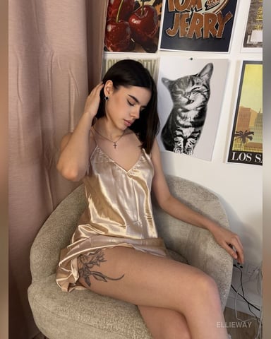 EllieWay photo