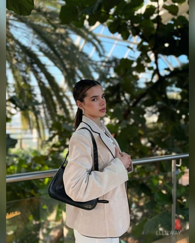 EllieWay photo