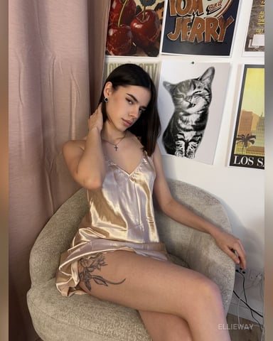 EllieWay photo