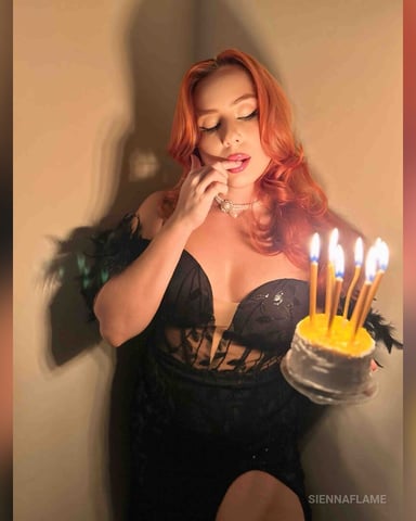 SiennaFlame photo