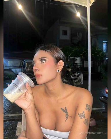 VeronicaThot foto
