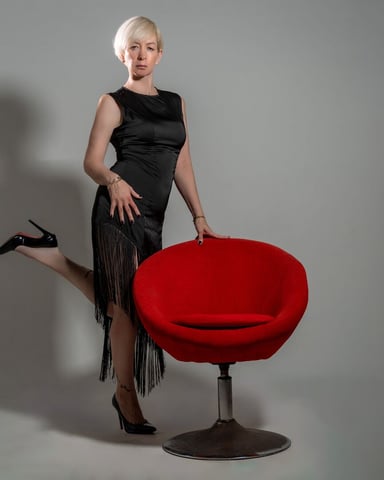 BellaMontclaire photo