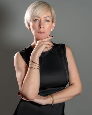 BellaMontclaire photo