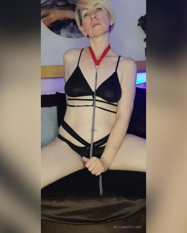 BellaMontclaire photo