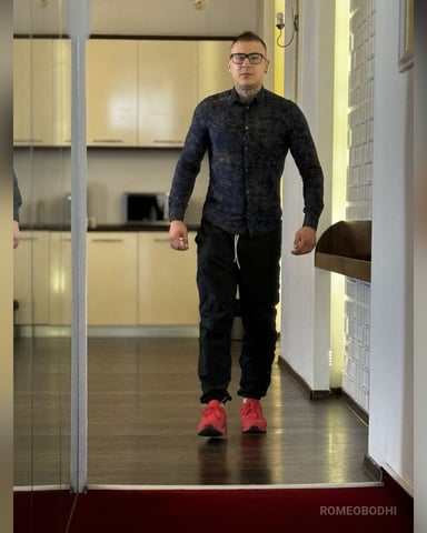 RomeoBodhi photo 5