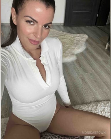 MonikaBrown photo 12