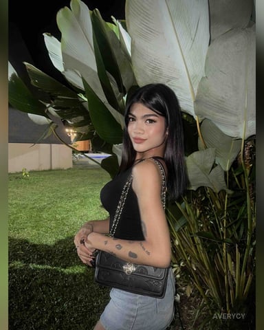 AveryCy foto