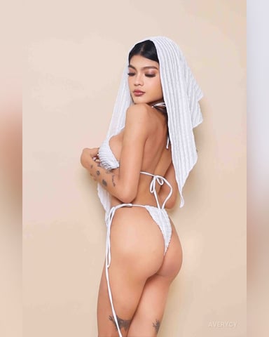 AveryCy foto
