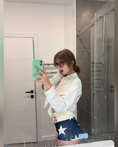 KateCarvana foto