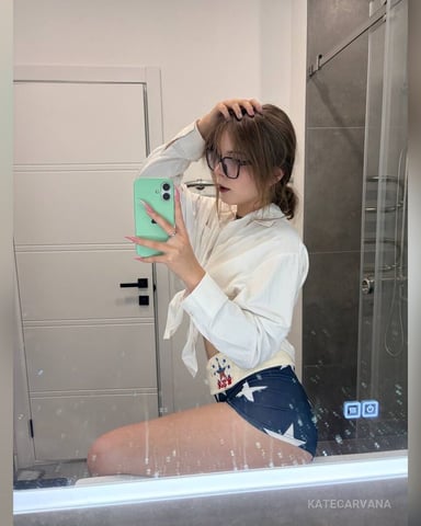 KateCarvana foto