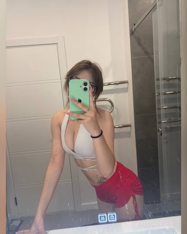 KateCarvana foto