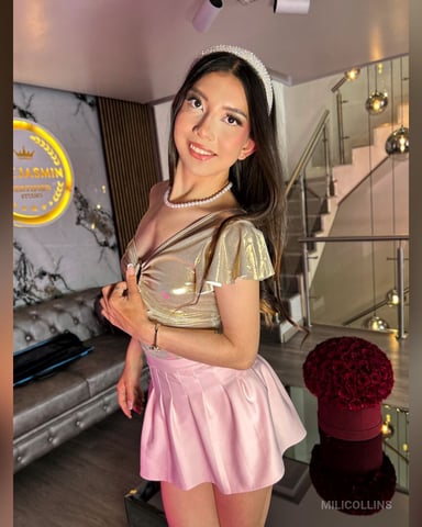 MiliCollins Foto