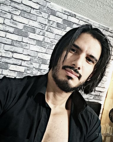 TylerDang foto