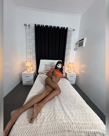 VivianaTan photo