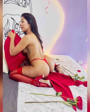 NiaCollin photo