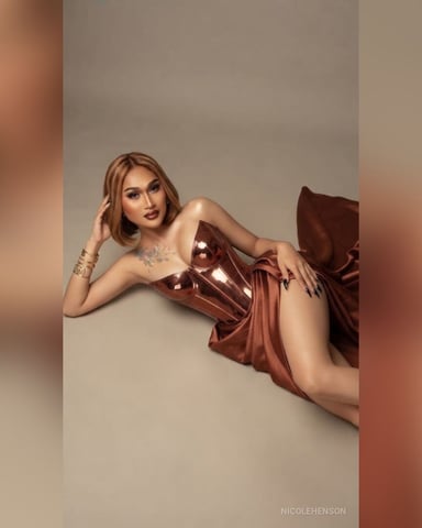 NicoleHenson foto