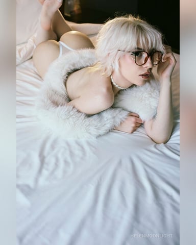 HelenMoonlight photo