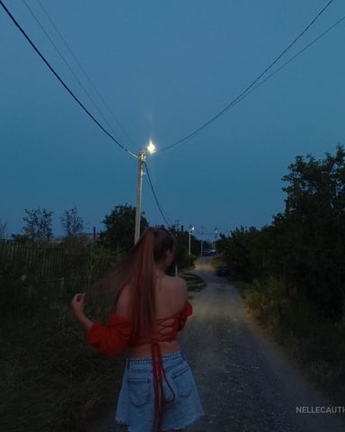 NelleCauthorne foto 10
