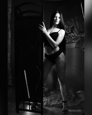 MiaSolene foto