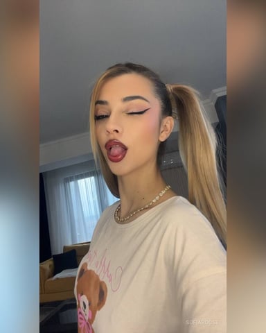 SofiaRoose foto