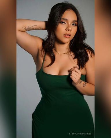 StephanieRamirez foto